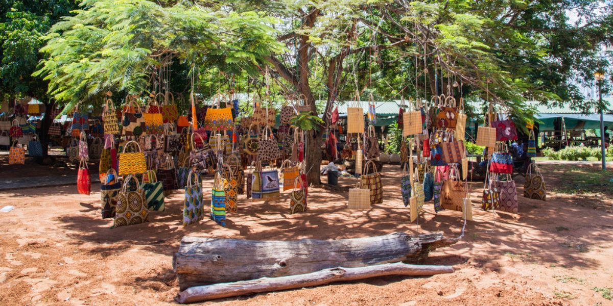 Feima: Arte, Flores e Sabores Mo&ccedil;ambicanos