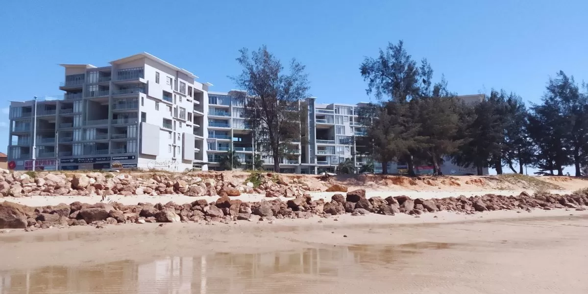 Imagem da galeria para praia-da-costa-do-sol