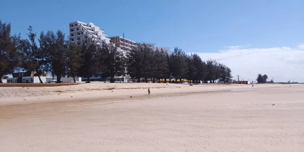 Imagem da galeria para praia-da-costa-do-sol