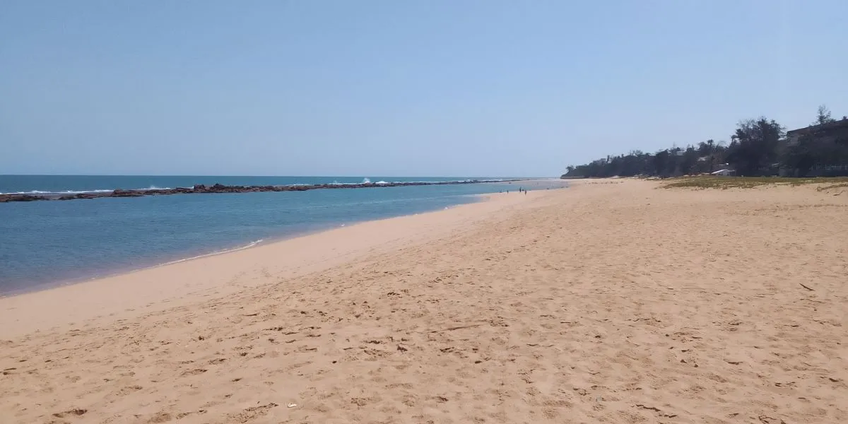 Imagem da galeria para praia-de-xai-xai